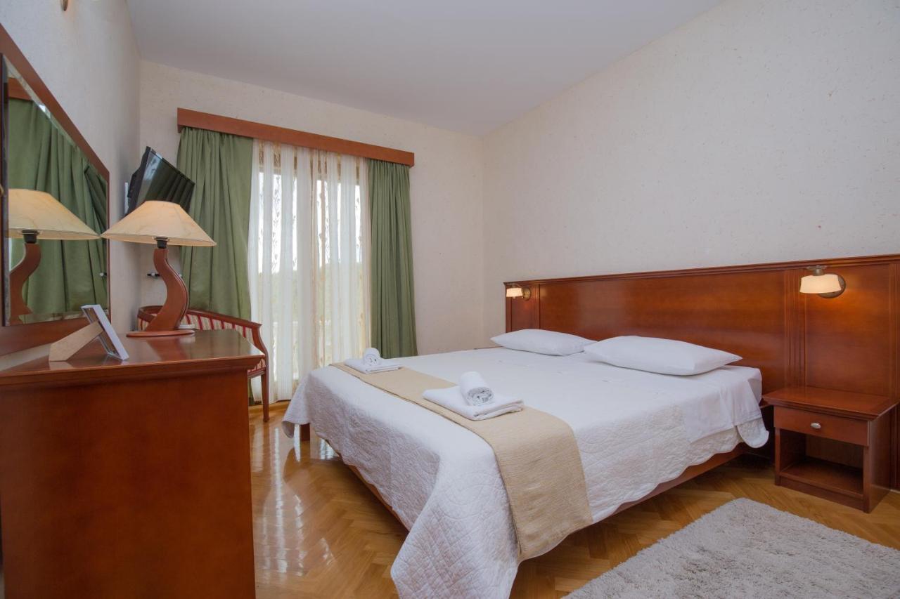 Rooms Plava Laguna Primošten Exterior foto